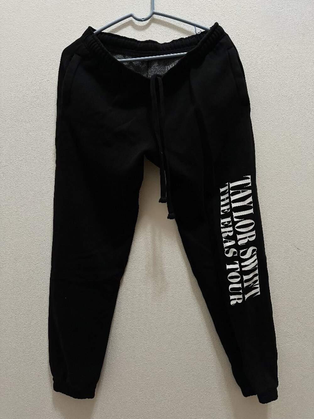 Taylor Swift The Eras Tour Sweatpants Size Large